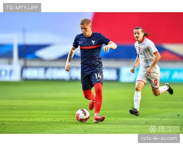 尼斯主力边卫巴尔因伤缺阵，球队肋部防守面临重组